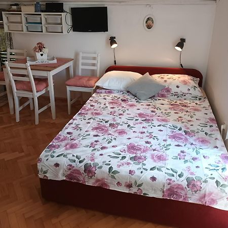 Anna Apartment Biograd Na Moru Exterior photo